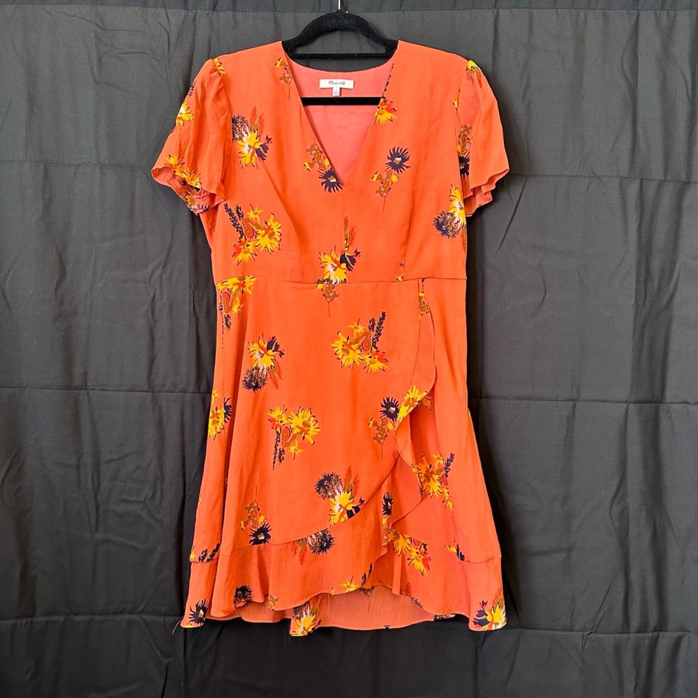 *MADEWELL* Orange Dress with cool pattern. size 8.